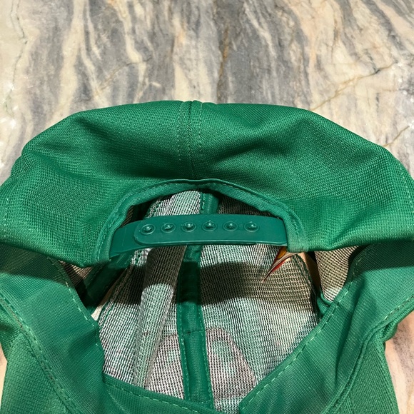 Vintage USA MADE Pioneer Farm Seed AG Trucker Hat Snapback Cap Retro - Picture 8 of 8